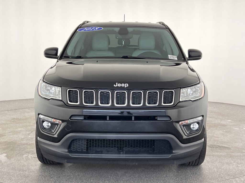 Used 2018 Jeep Compass Latitude w/ Popular Equipment Group AWD/4WD image 11