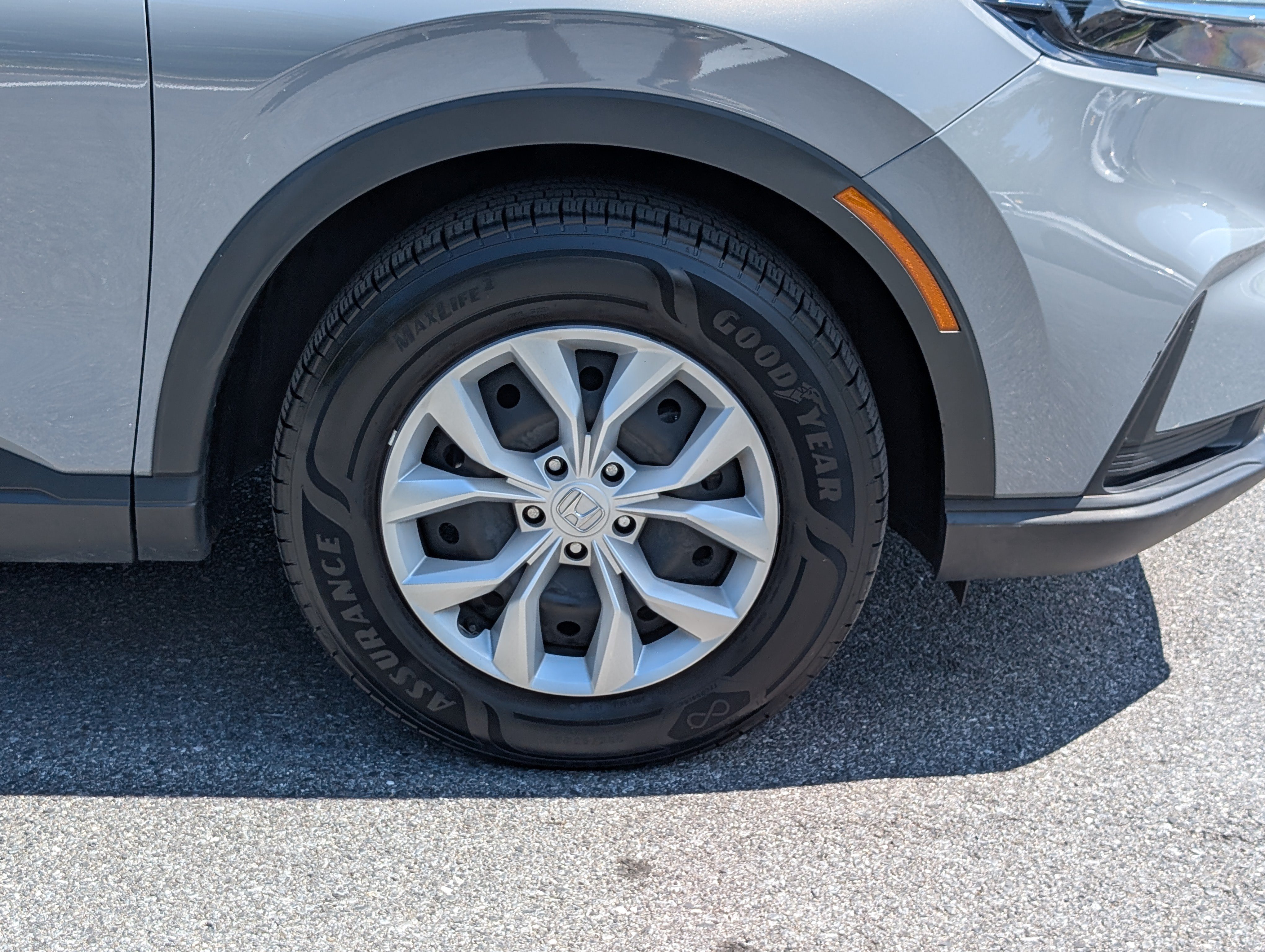 Used 2024 Honda CR-V LX image 6