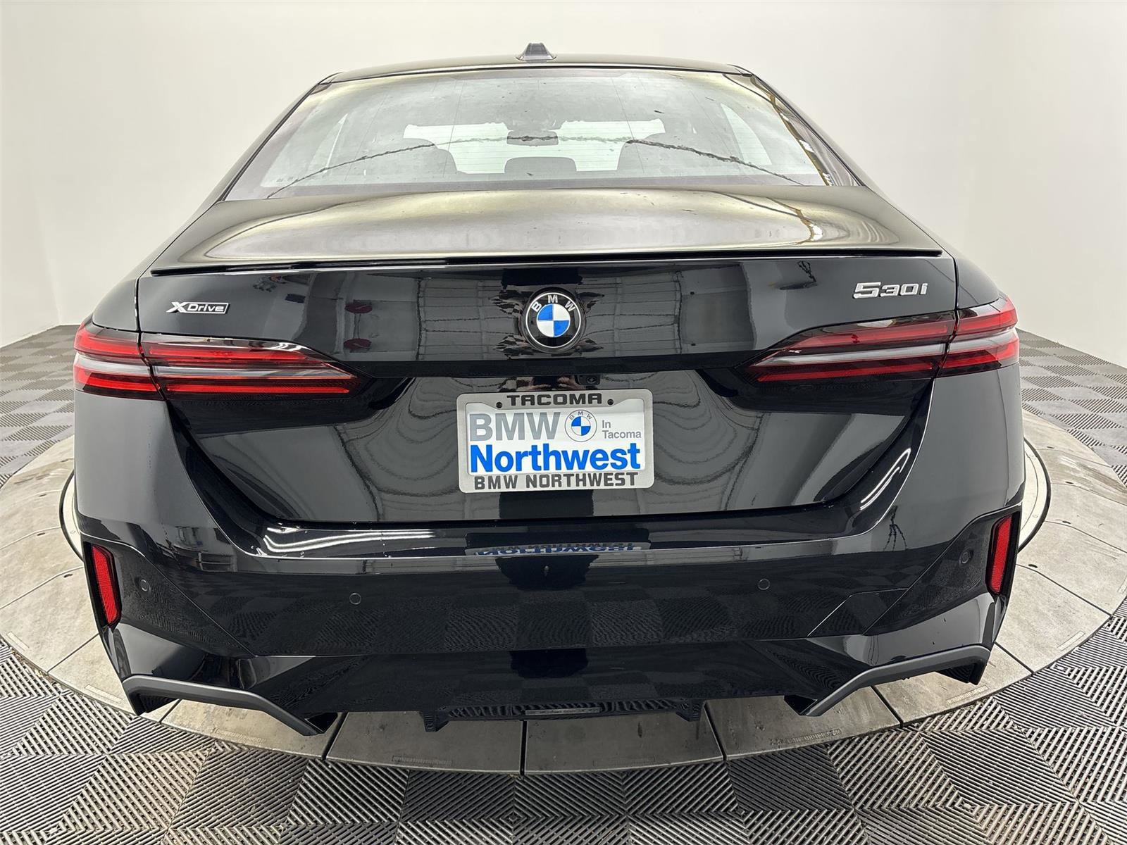 New 2026 BMW 530i xDrive w/ M Sport Package image 15