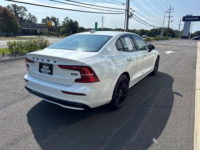 Used 2023 Volvo S60 B5 Plus w/ Climate Package AWD/4WD image 5