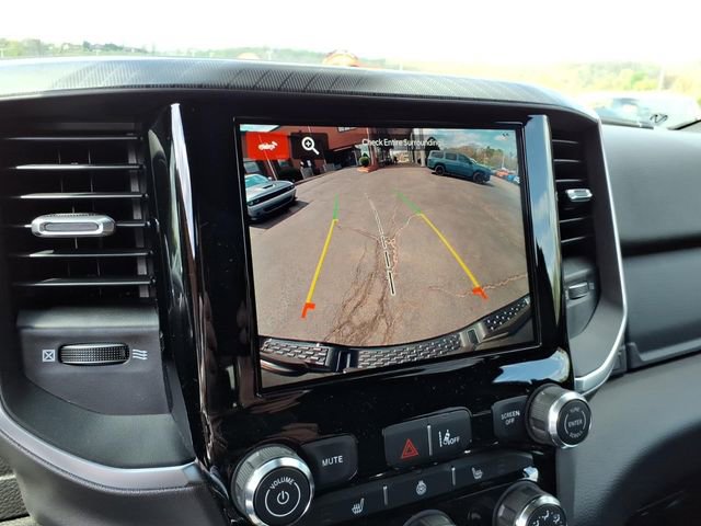 New 2026 RAM 1500 4x4 Crew Cab image 15