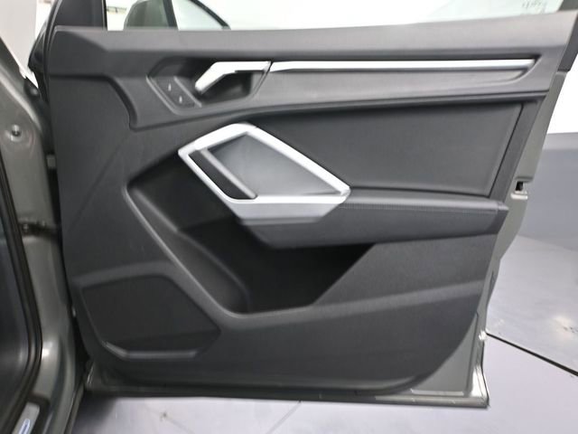 Used 2022 Audi Q3 2.0T Premium image 42