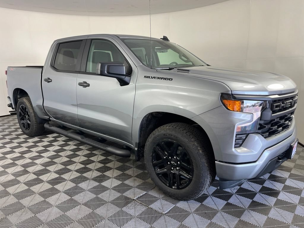 New 2026 Chevrolet Silverado 1500 Custom w/ Turbomax Blackout Package