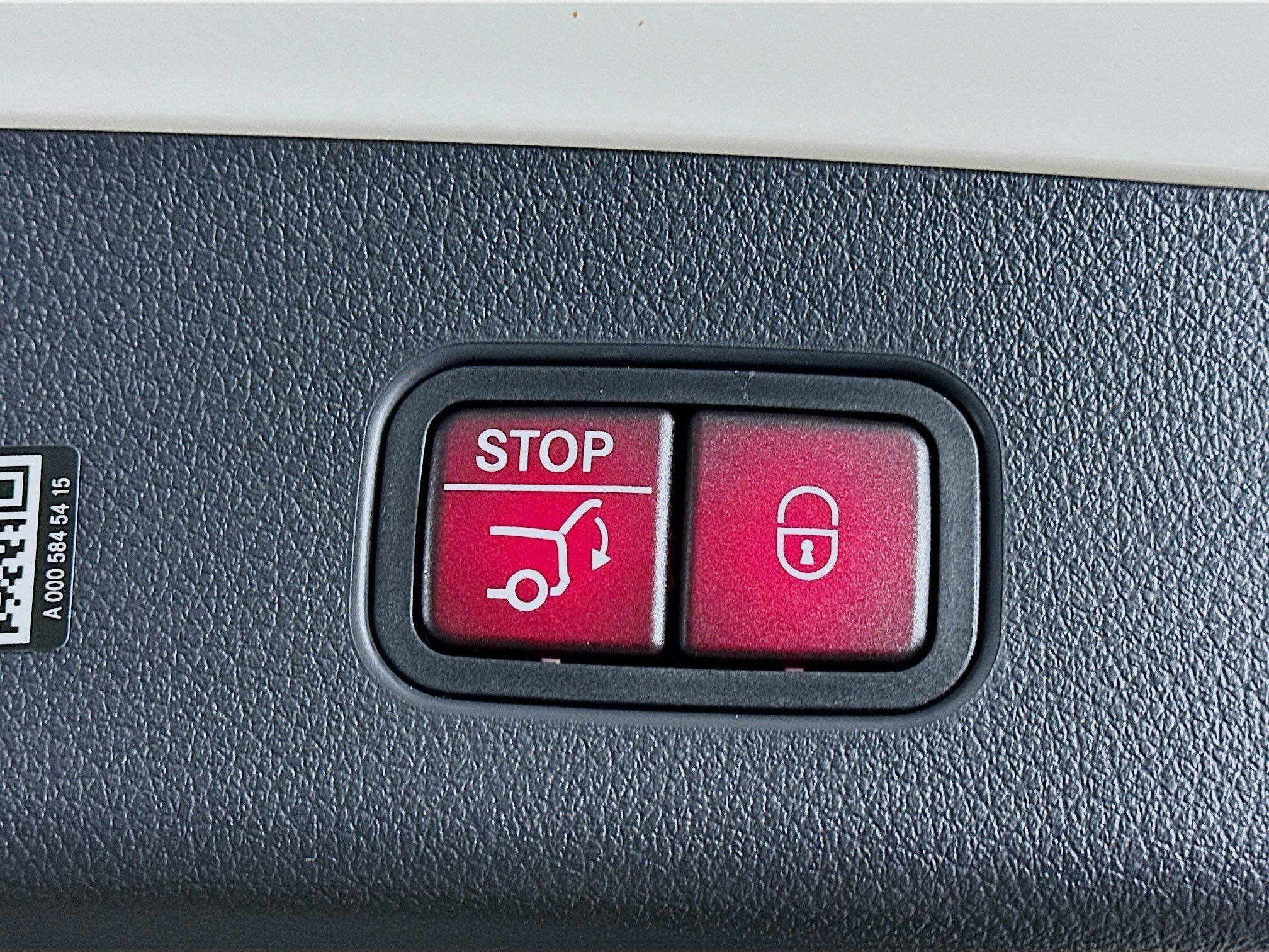 Certified 2026 Mercedes-Benz GLC 300 4MATIC image 36