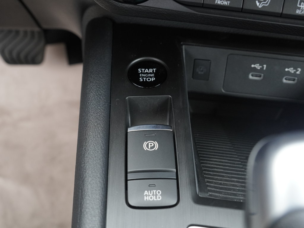 New 2026 Nissan Kicks SV FWD image 18