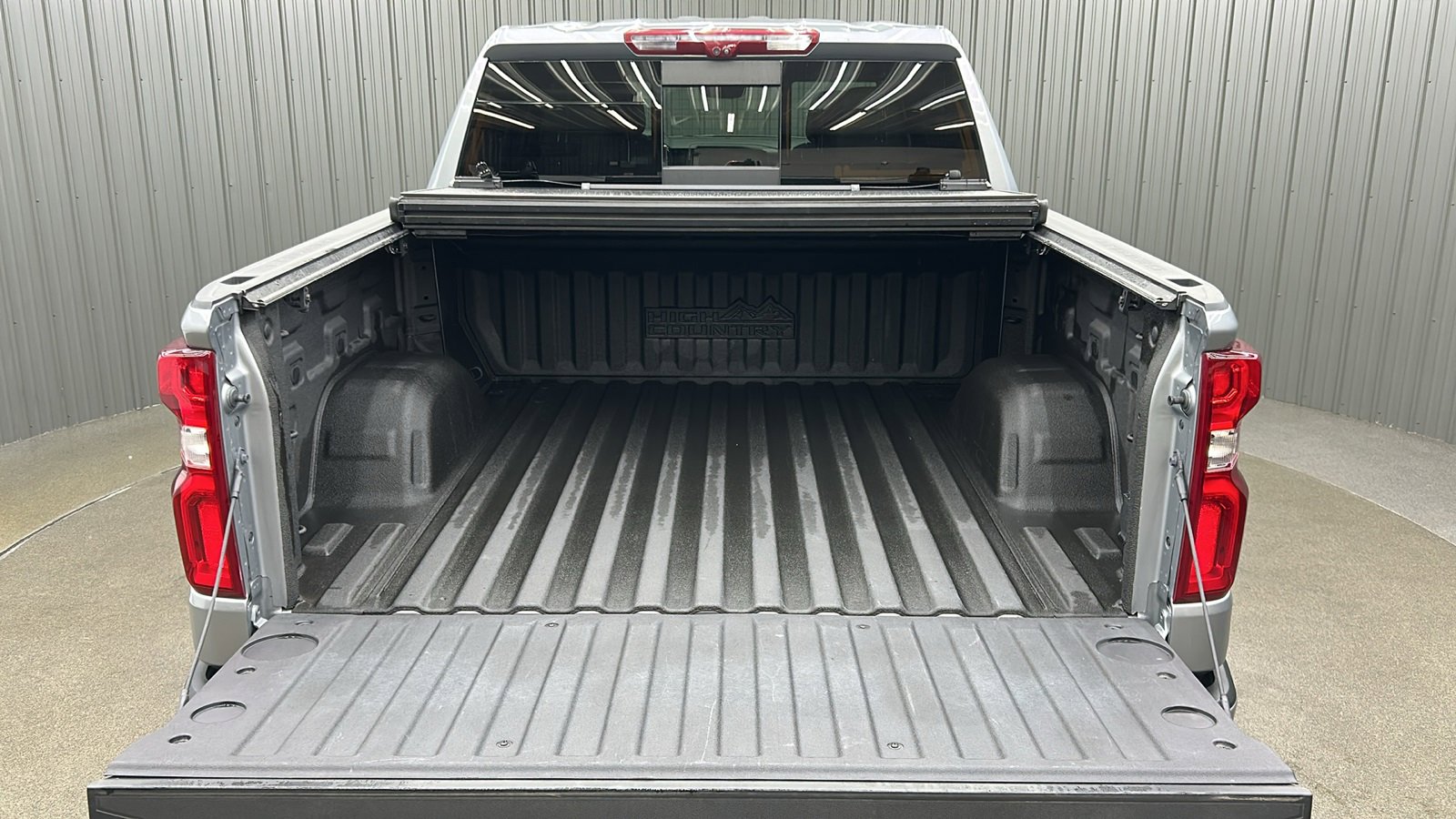 Used 2023 Chevrolet Silverado 1500 High Country w/ High Country Premium Package image 18