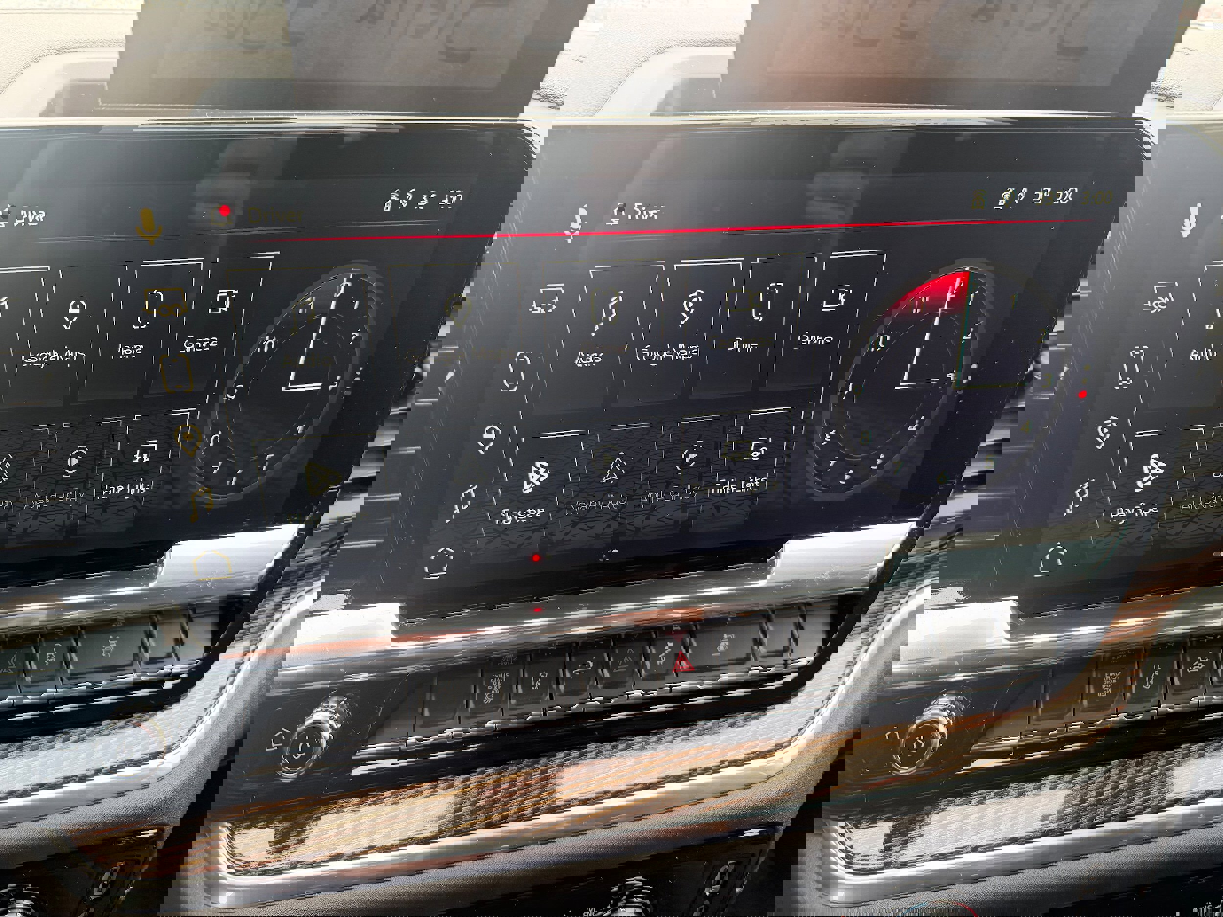 Used 2025 GMC Sierra 3500 SLE w/ SLE Convenience Package image 18