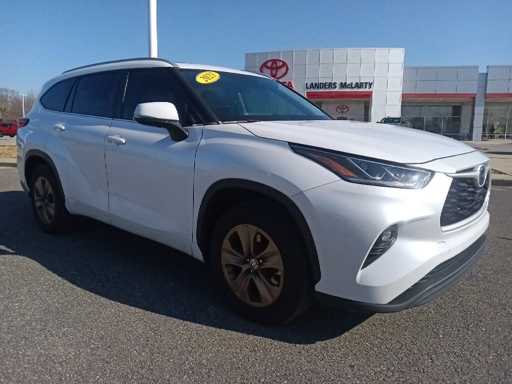 Used 2023 Toyota Highlander Bronze Edition
