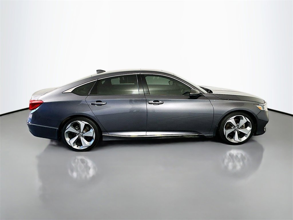 Used 2019 Honda Accord Touring image 8