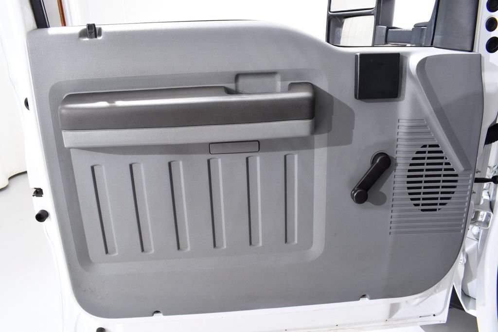 Used 2013 Ford F550 2WD Regular Cab Super Duty w/ Payload Upgrade Pkg image 22