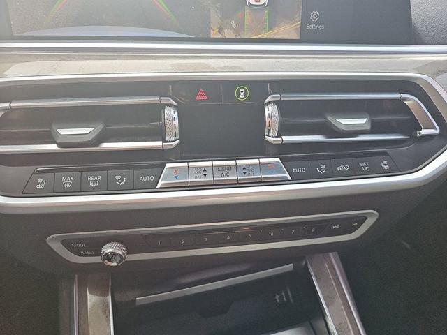 Used 2020 BMW X7 M50i image 30