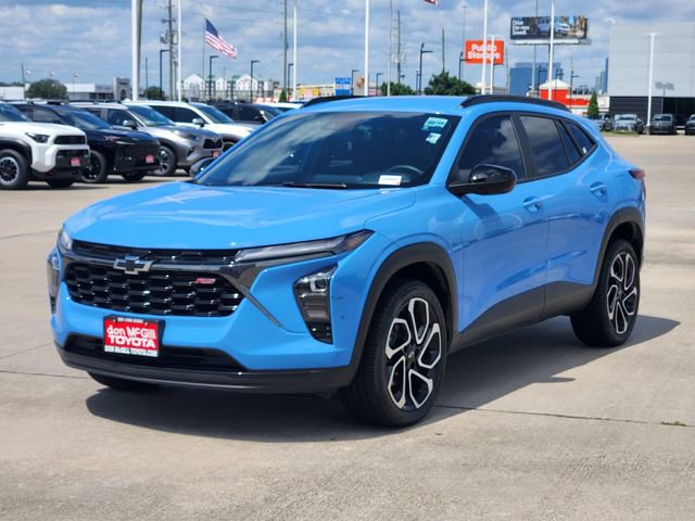 Used 2024 Chevrolet Trax RS FWD image 3
