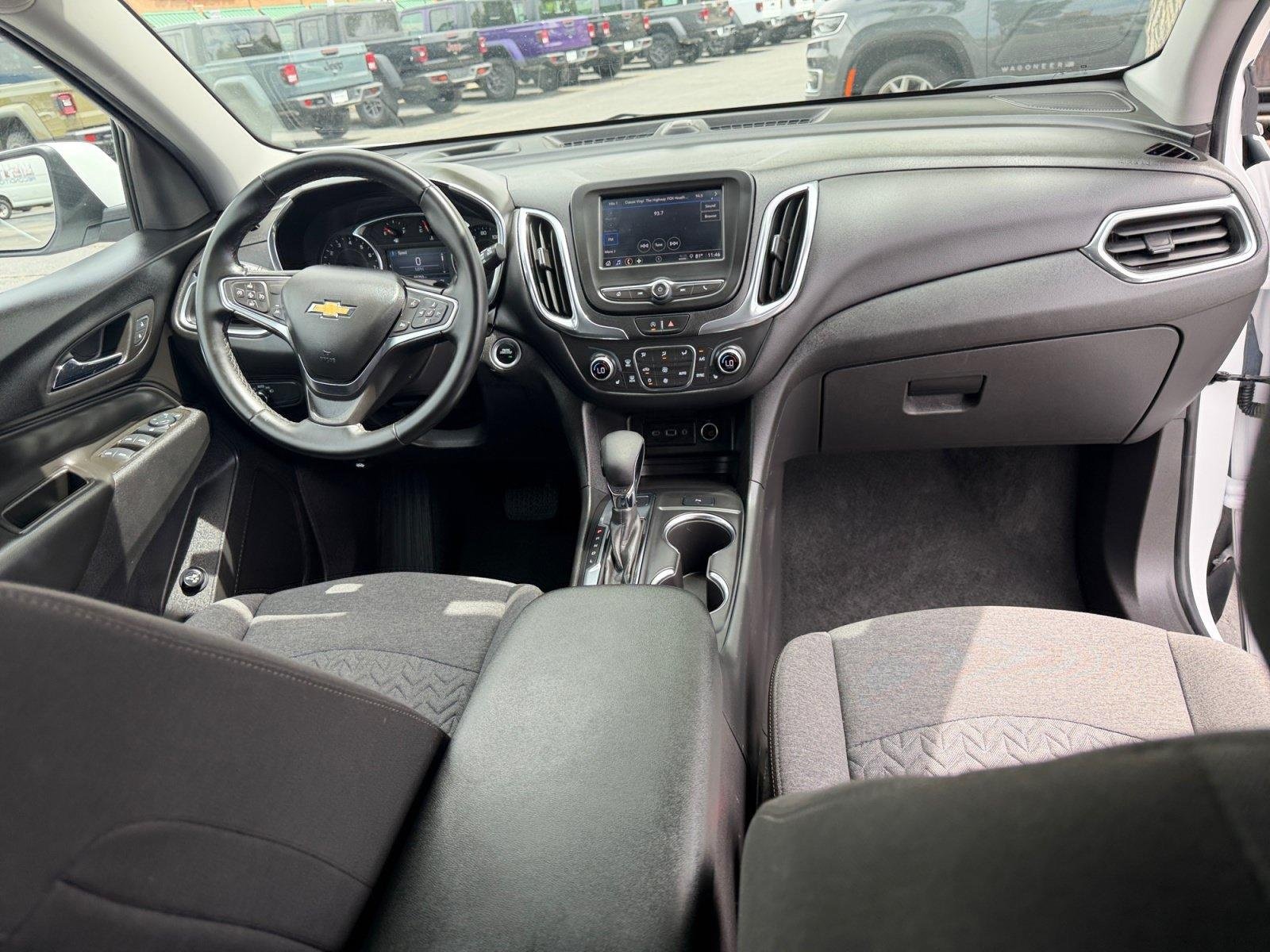 Used 2024 Chevrolet Equinox LT AWD/4WD image 20