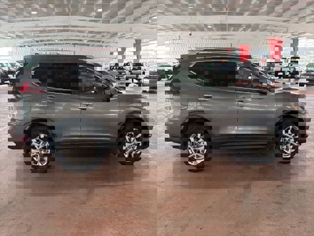 Used 2019 Nissan Rogue S w/ Special Edition Package image 16
