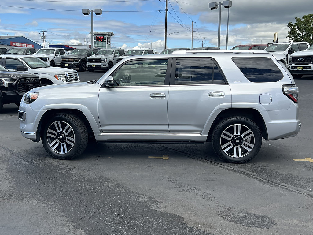 Used 2019 Toyota 4Runner Limited AWD/4WD image 11