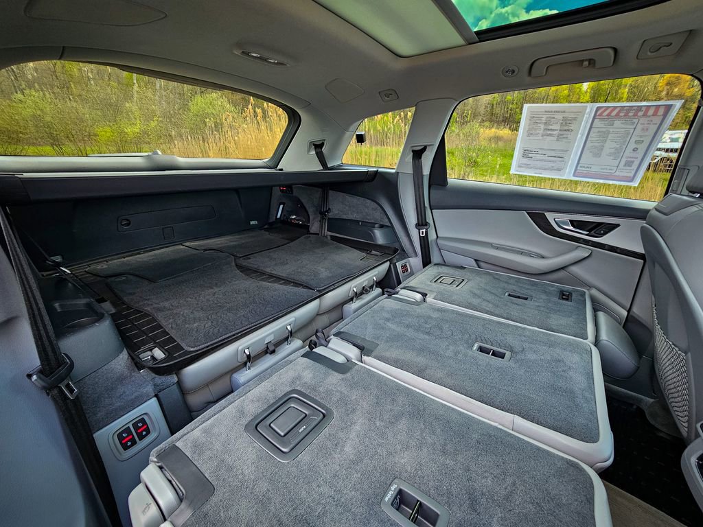 Used 2018 Audi Q7 2.0T Premium Plus w/ Premium Plus Package AWD/4WD image 46