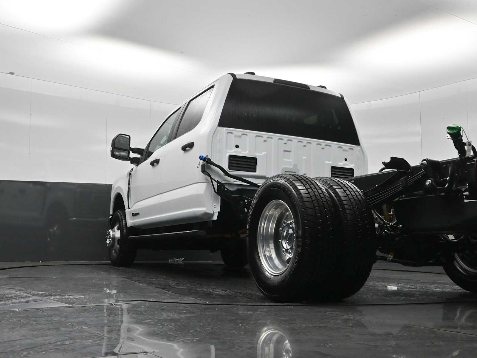 New 2026 Ford F350 XLT AWD/4WD image 32