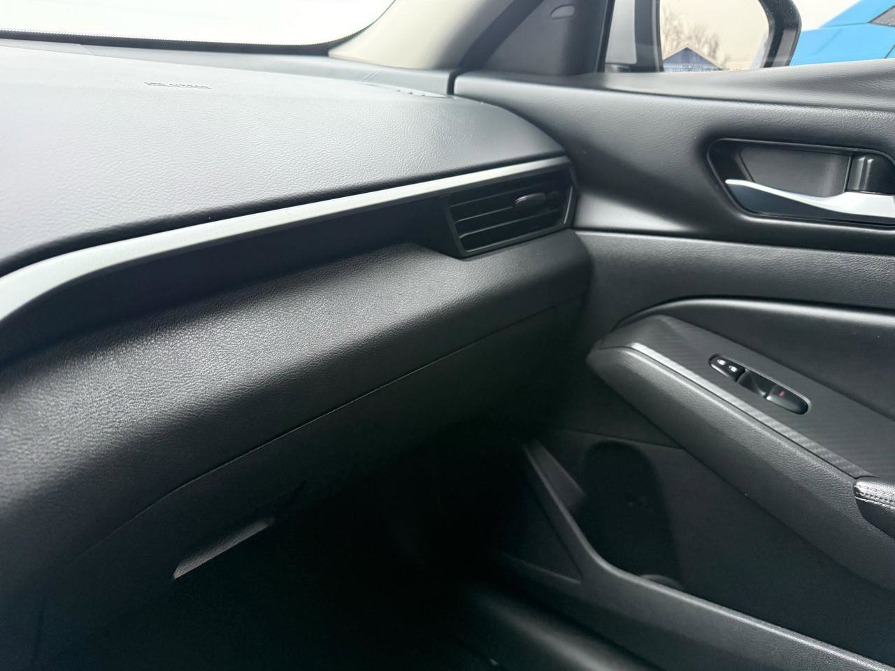 Used 2022 Nissan Altima 2.5 SV image 11