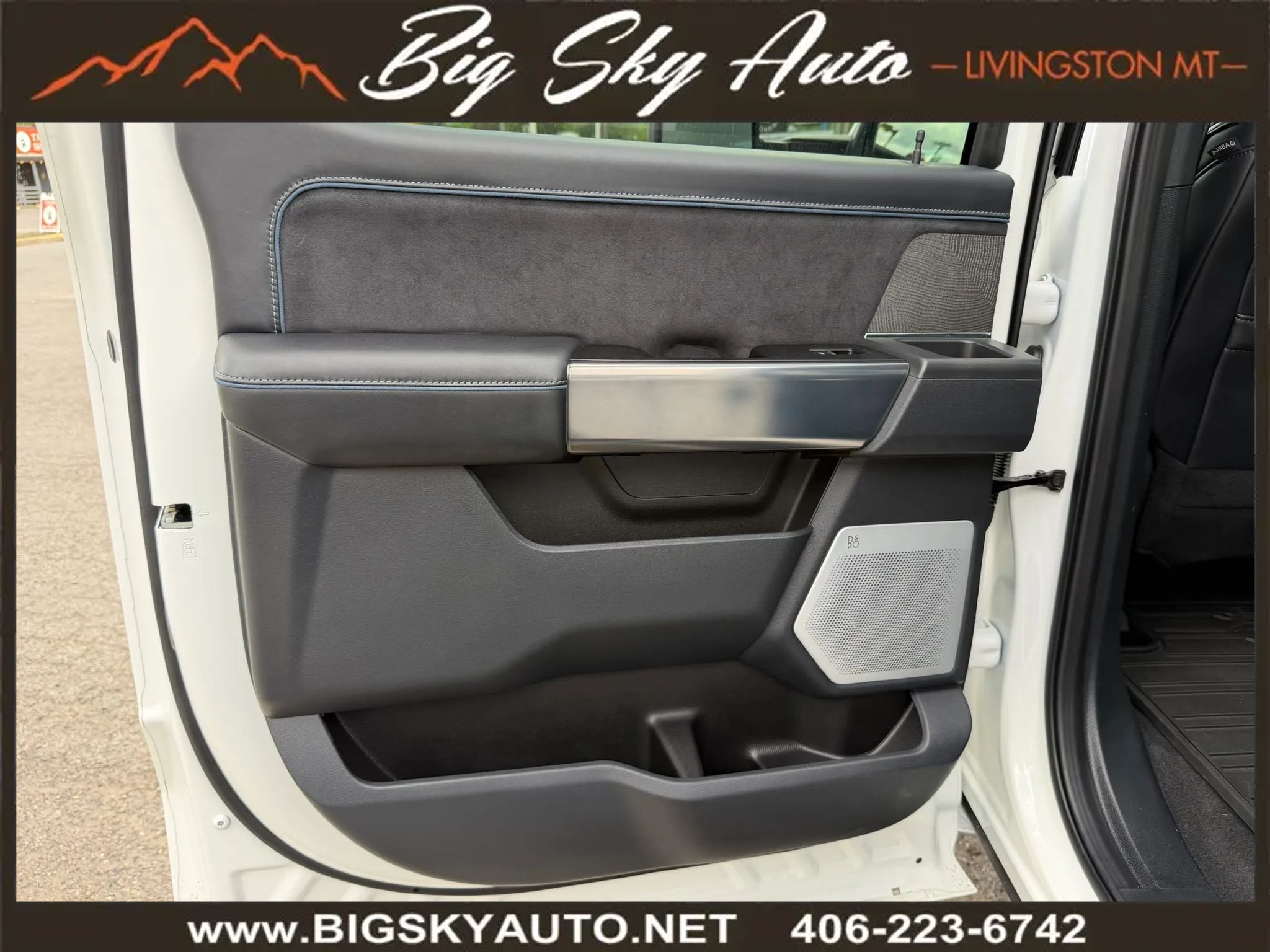 Used 2025 Ford F350 Platinum AWD/4WD image 19