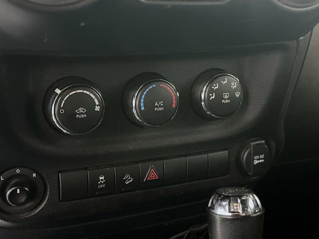 Used 2016 Jeep Wrangler Unlimited Sport image 14