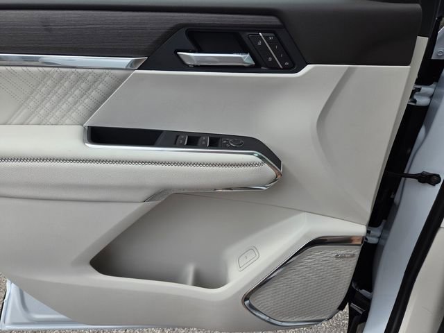 New 2026 GMC Acadia Denali w/ Super Cruise Package image 23