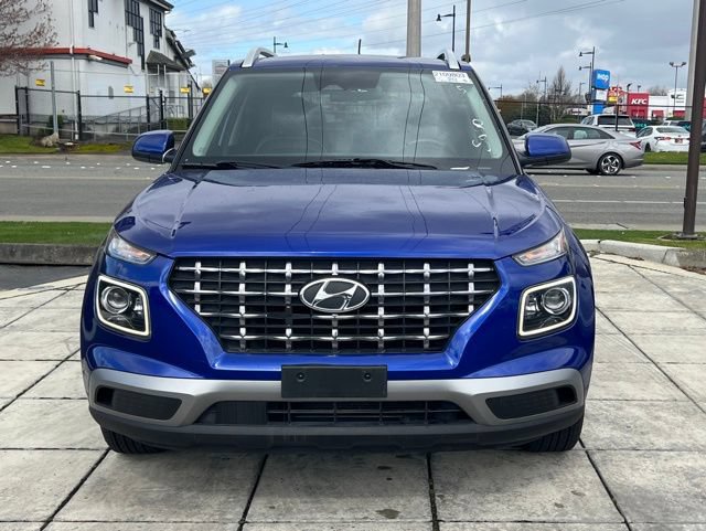Used 2023 Hyundai Venue Limited w/ Cargo Package FWD image 6
