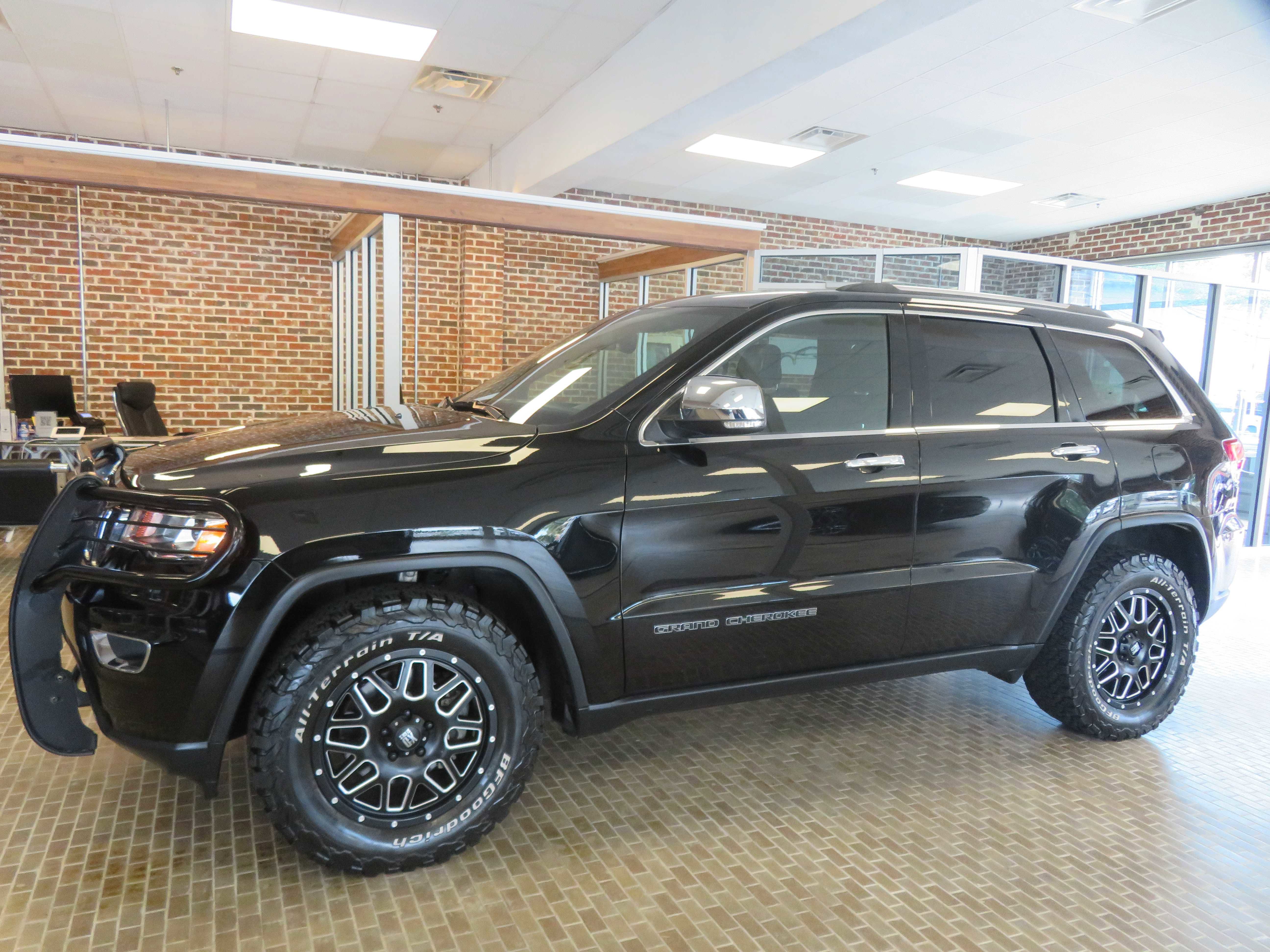 Used 2020 Jeep Grand Cherokee Limited w/ Trailer Tow Group IV image 75
