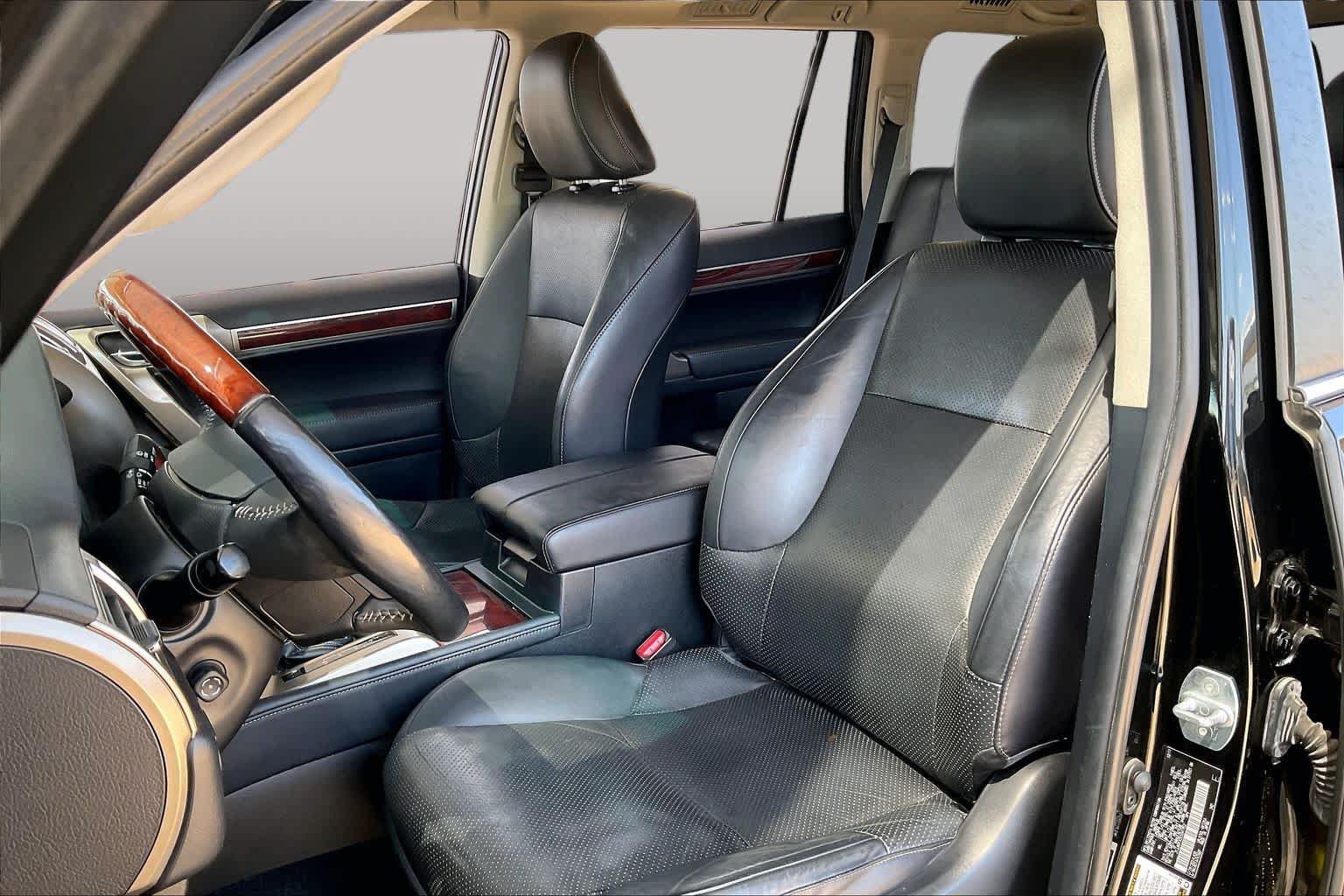 Used 2012 Lexus GX 460 Premium AWD/4WD image 8