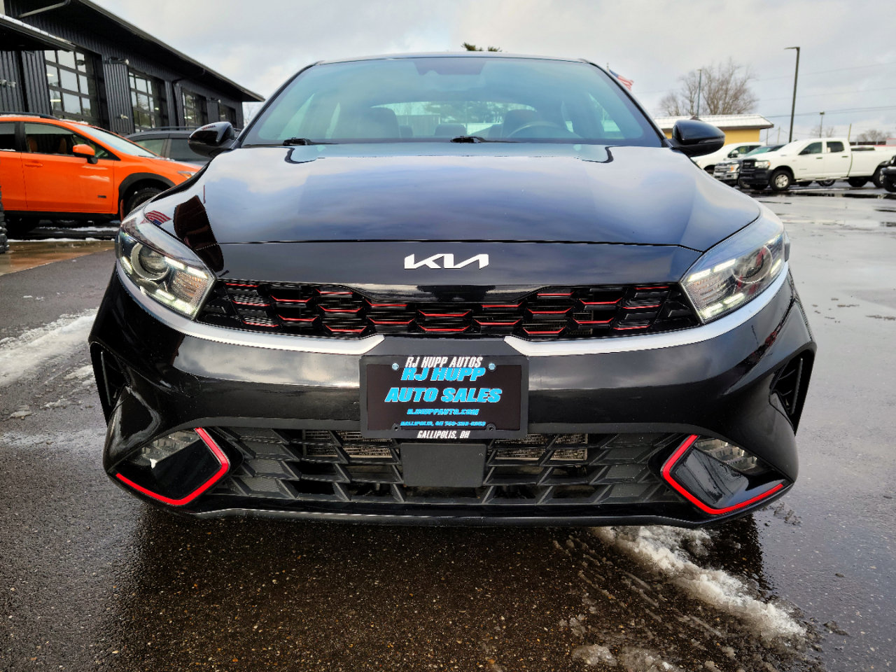 Used 2022 Kia Forte GT-Line w/ GT-Line Premium Package image 2