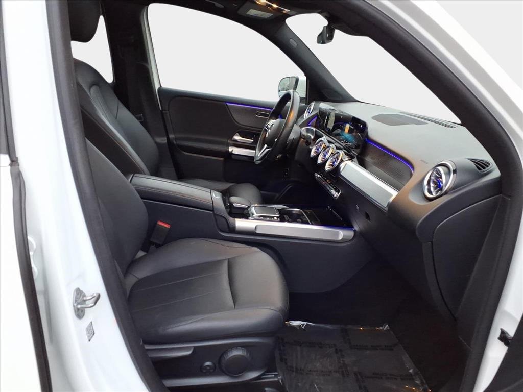 Used 2022 Mercedes-Benz GLB 250 4MATIC image 15