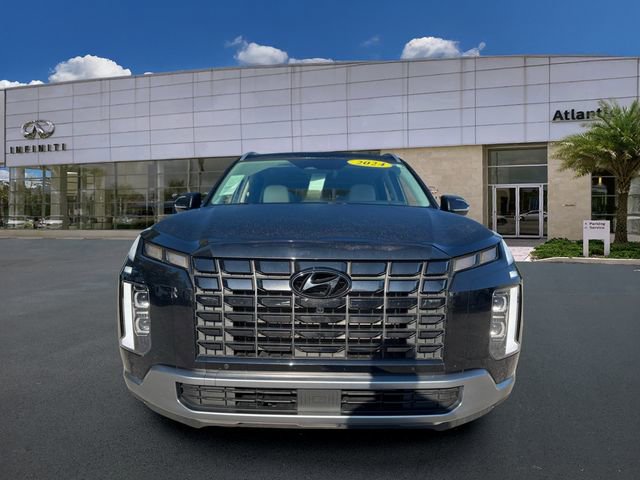Used 2024 Hyundai Palisade Limited image 3