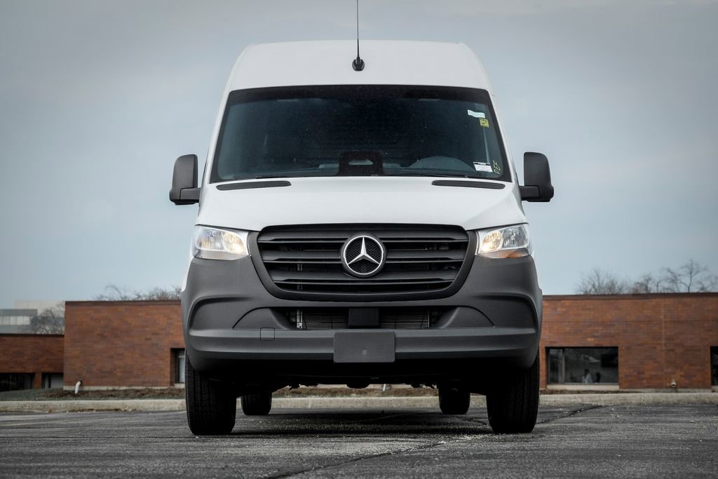 Used 2026 Mercedes-Benz Sprinter 2500 image 5