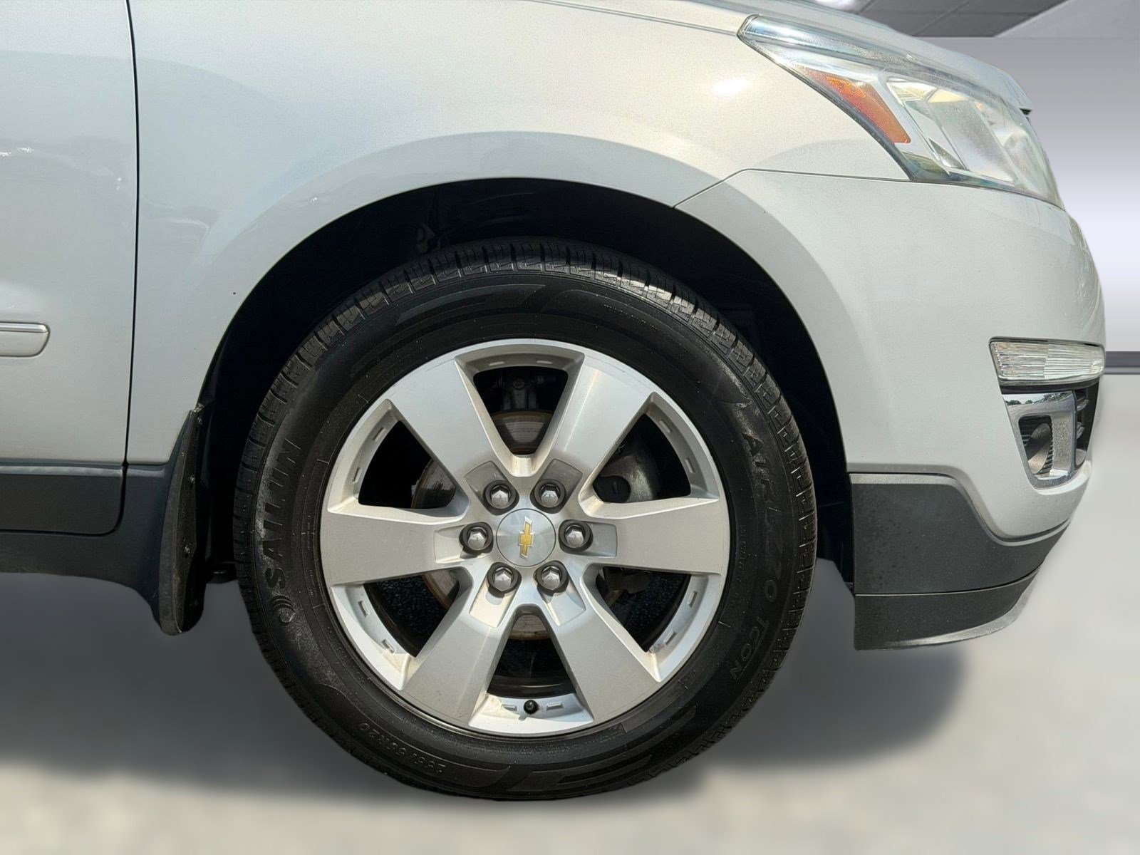 Used 2013 Chevrolet Traverse LTZ FWD image 11