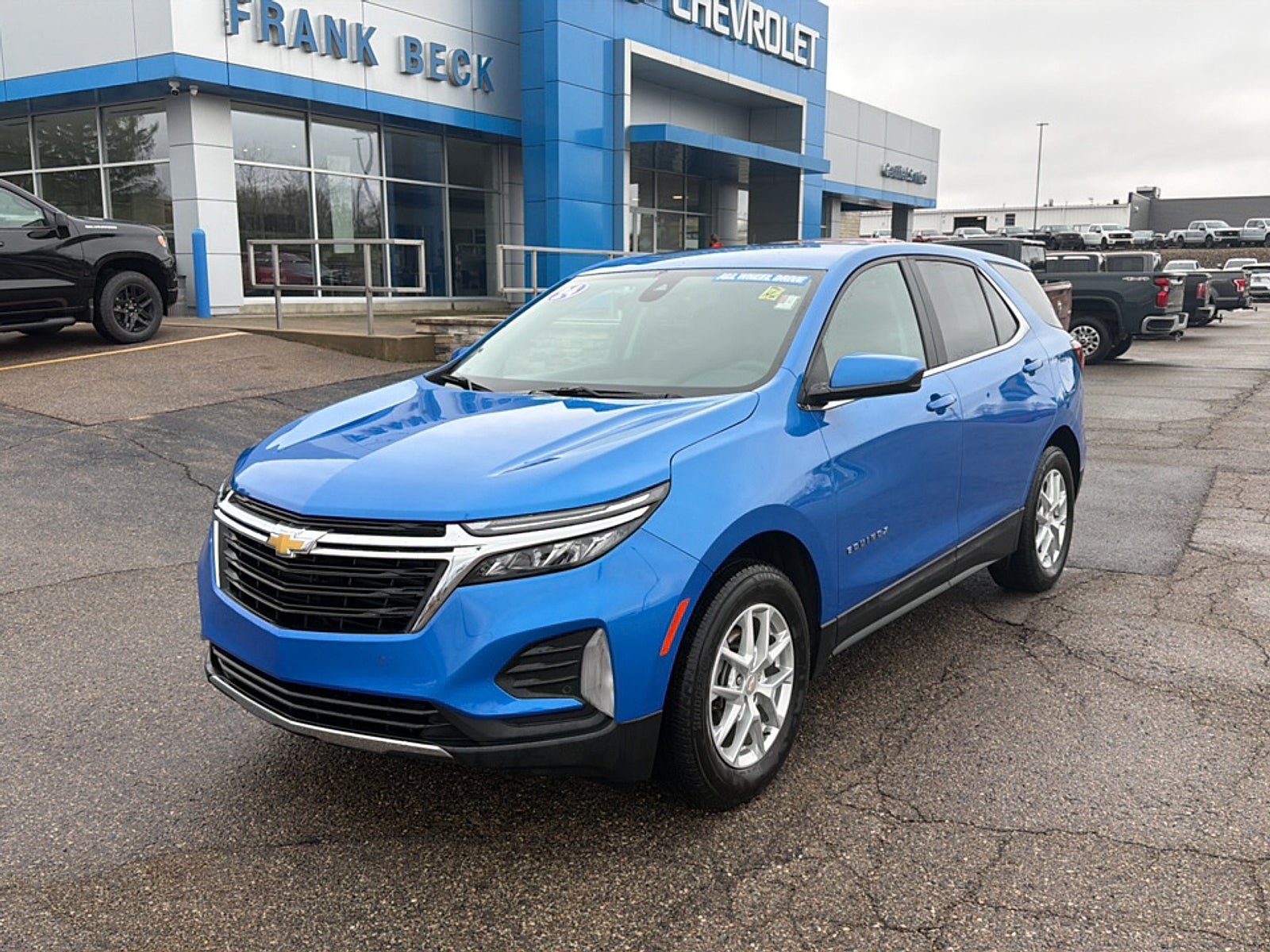 Used 2024 Chevrolet Equinox LT w/ LPO, Floor Liner Package AWD/4WD image 1