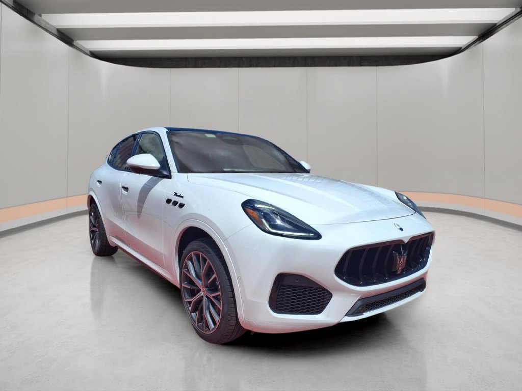 New 2026 Maserati Grecale Modena