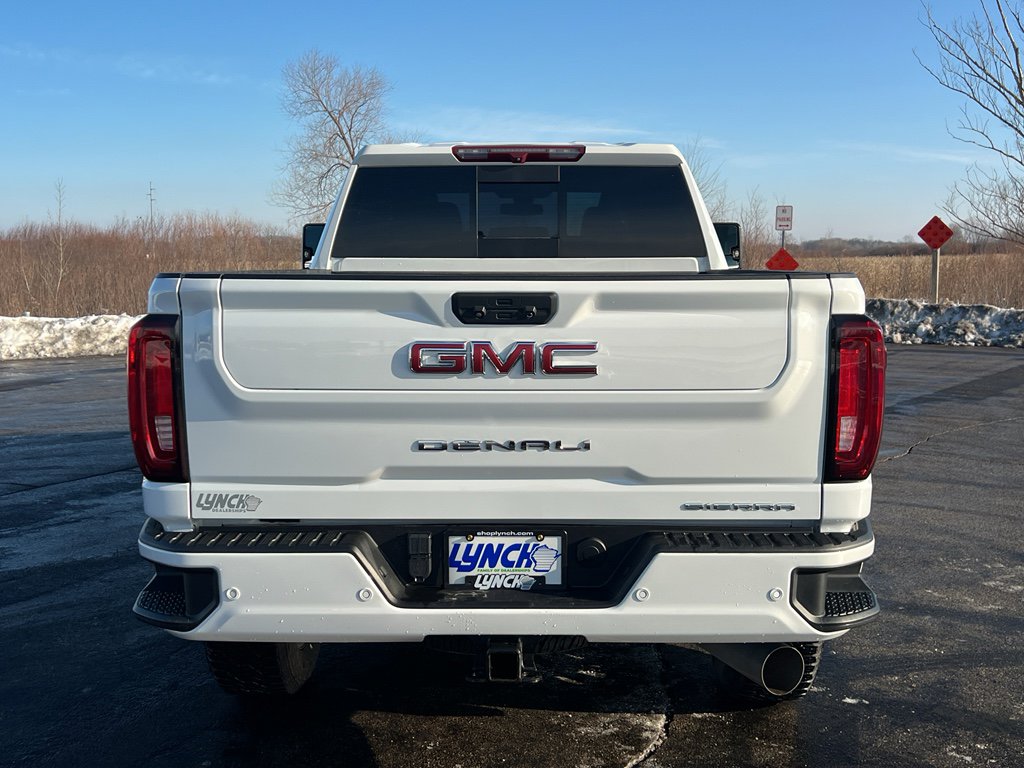 Used 2023 GMC Sierra 2500 Denali image 3
