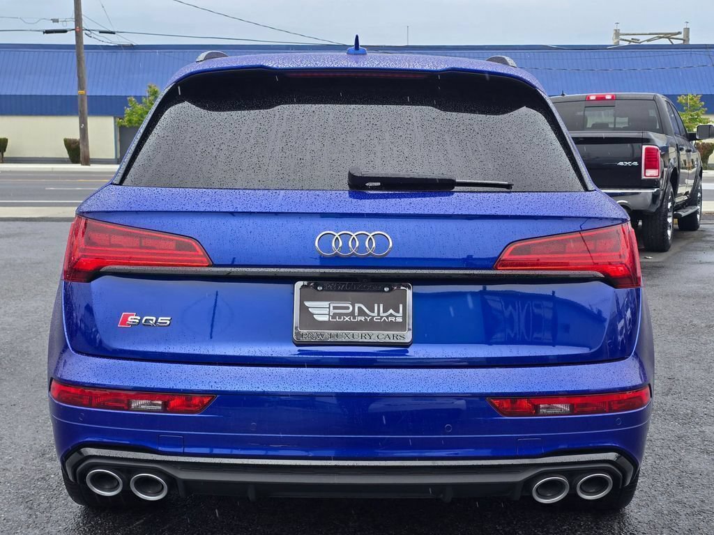 Used 2023 Audi SQ5 Prestige AWD/4WD image 7