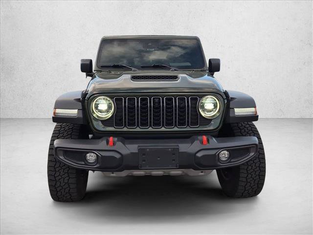 Used 2024 Jeep Gladiator Mojave w/ Technology Group AWD/4WD image 2