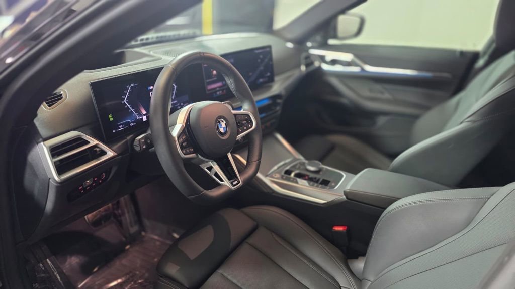 Used 2025 BMW 430i xDrive w/ M Sport Package image 16