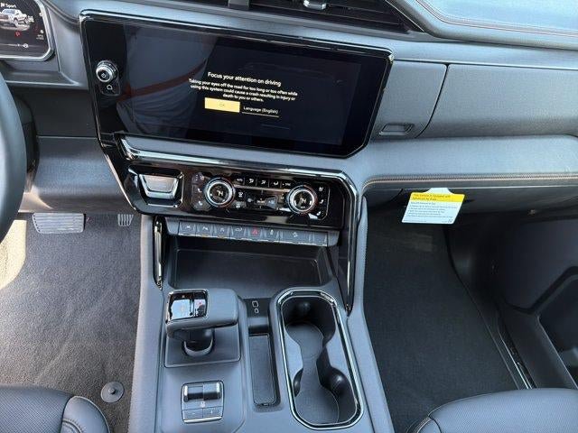 New 2026 GMC Sierra 1500 AT4 w/ Technology Package AWD/4WD image 29