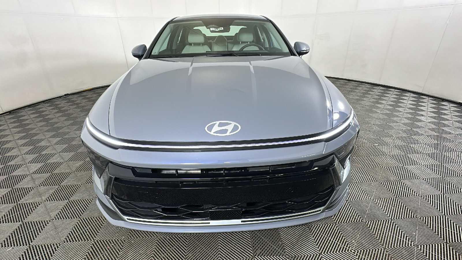 Used 2026 Hyundai Sonata SE FWD image 10