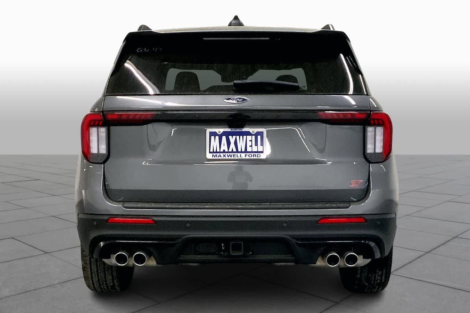 Used 2025 Ford Explorer ST w/ Sun And Sound Package AWD/4WD image 5