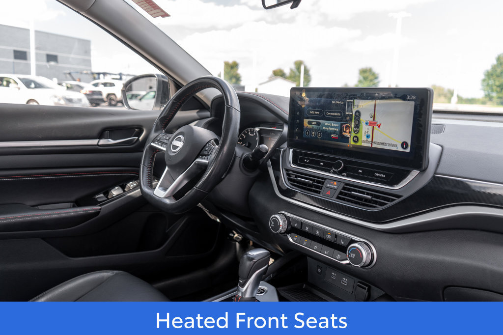 Used 2023 Nissan Altima 2.5 SR w/ SR Premium Package FWD image 11