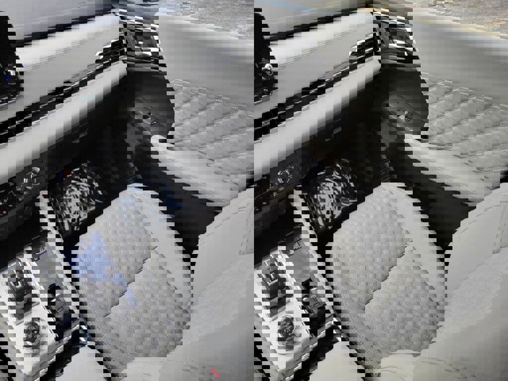 Used 2023 Mitsubishi Outlander SEL image 15