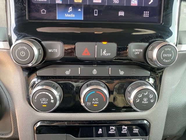 Used 2025 RAM 1500 Big Horn AWD/4WD image 26