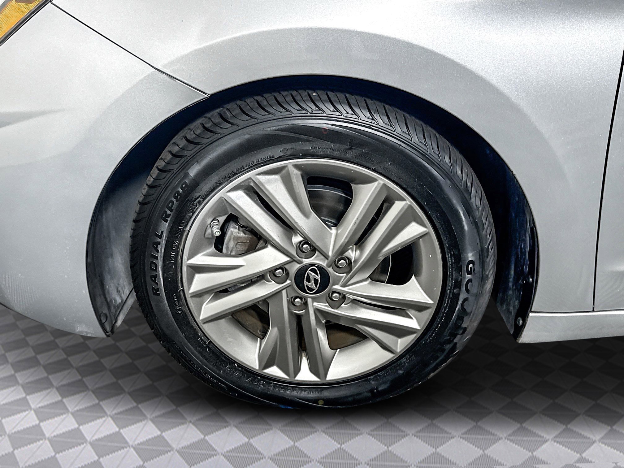 Used 2019 Hyundai Elantra SEL w/ Cargo Package image 32