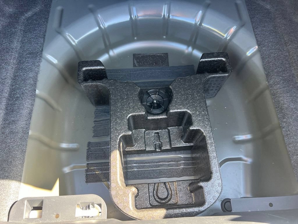 Used 2024 Ford Mustang GT RWD image 29