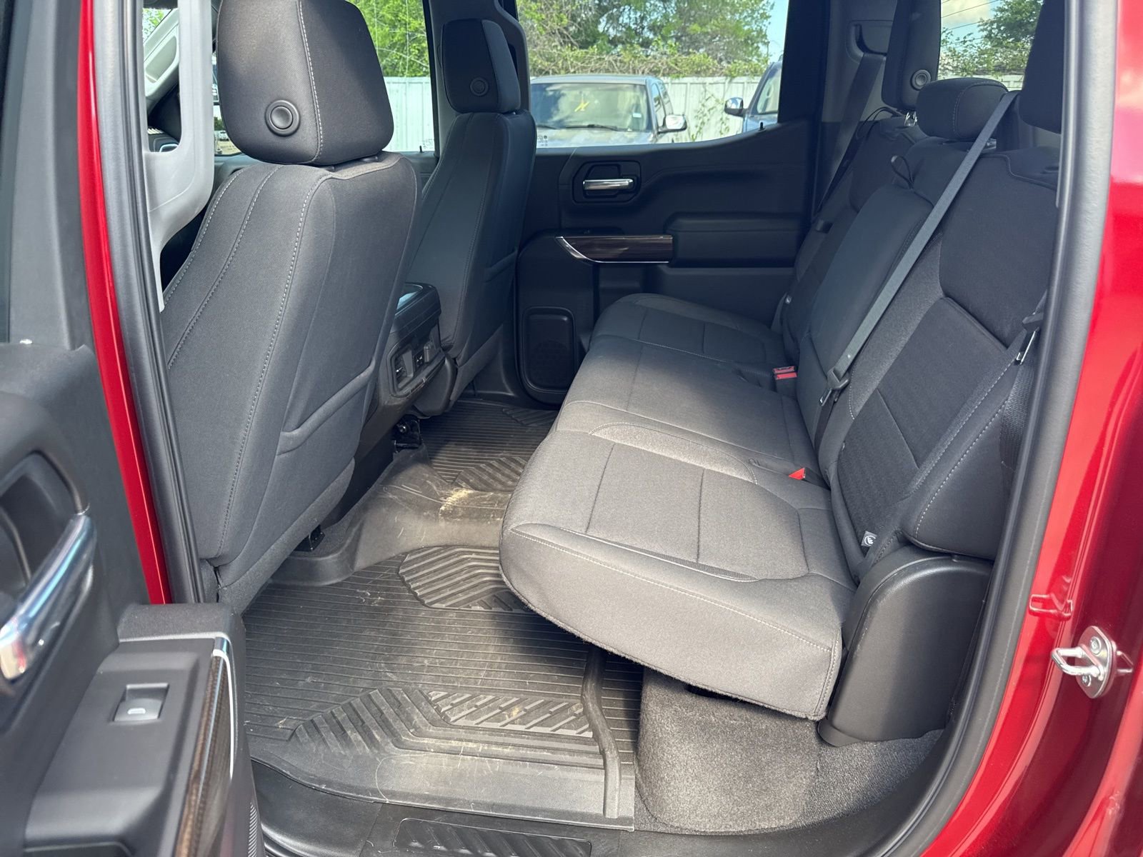 Used 2022 Chevrolet Silverado 1500 LT Trail Boss w/ Bed Protection Package image 12