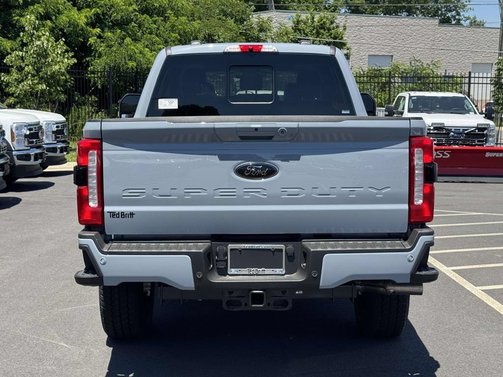 New 2026 Ford F250 Lariat w/ Black Appearance Package AWD/4WD image 4