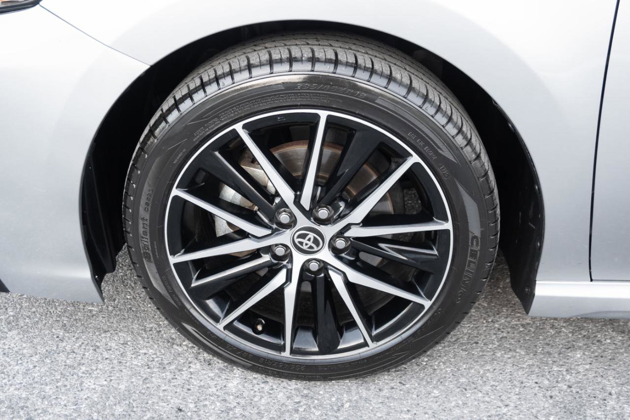 Used 2024 Toyota Camry SE image 30
